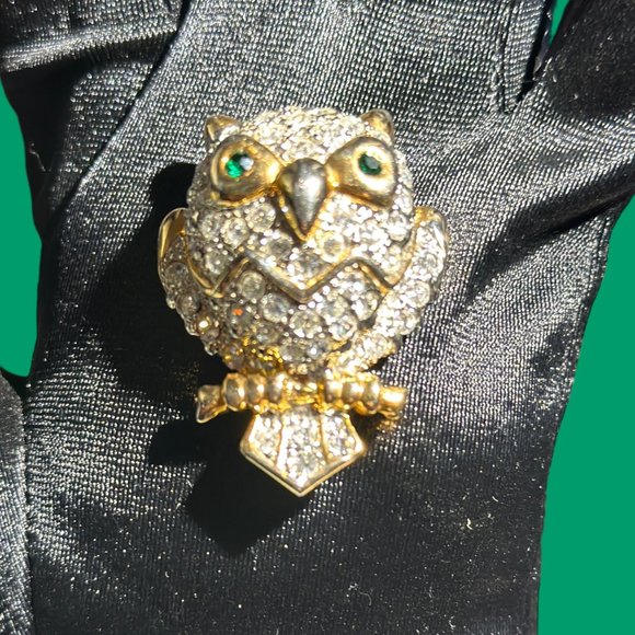 BEAUTIFUL VINTAGE OWL BROOCH - Picture 2 of 7